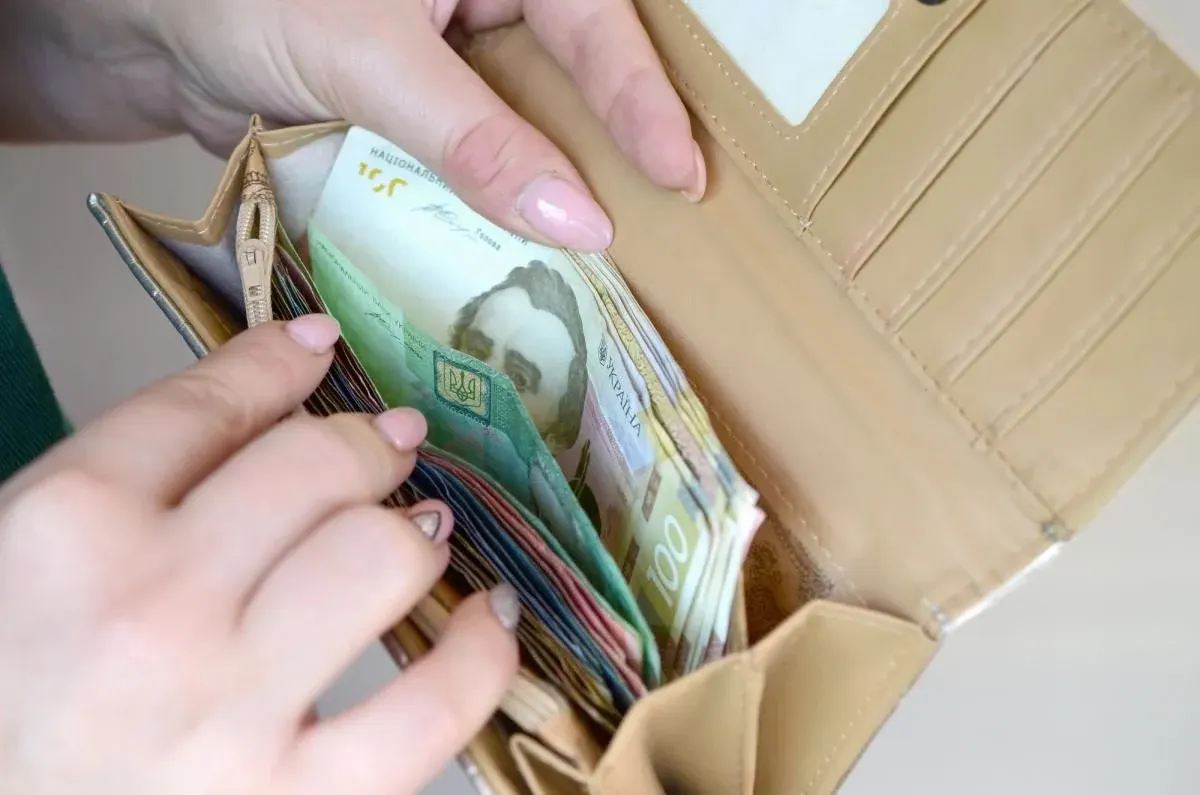 Де найбільше платять: топ професій з рекордним розривом у зарплатах