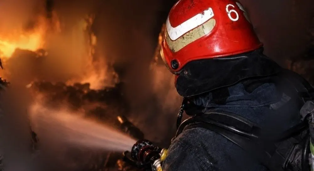 Нічна атака дронів на Кіровоградщині: пошкоджено інфраструктурний об'єкт, є поранений