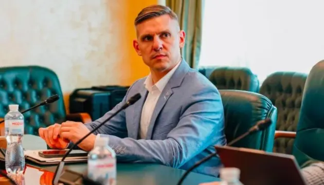 Голову Адміністрації судноплавства відсторонили через можливі порушення