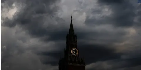 Росія висилає німецьких дипломатів: генконсульство в Петербурзі закривають