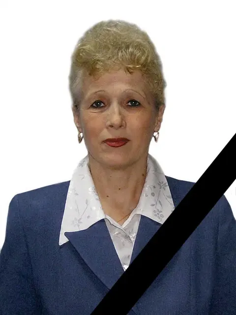 Померла викладачка Черкаського бізнес-коледжу: коли прощання