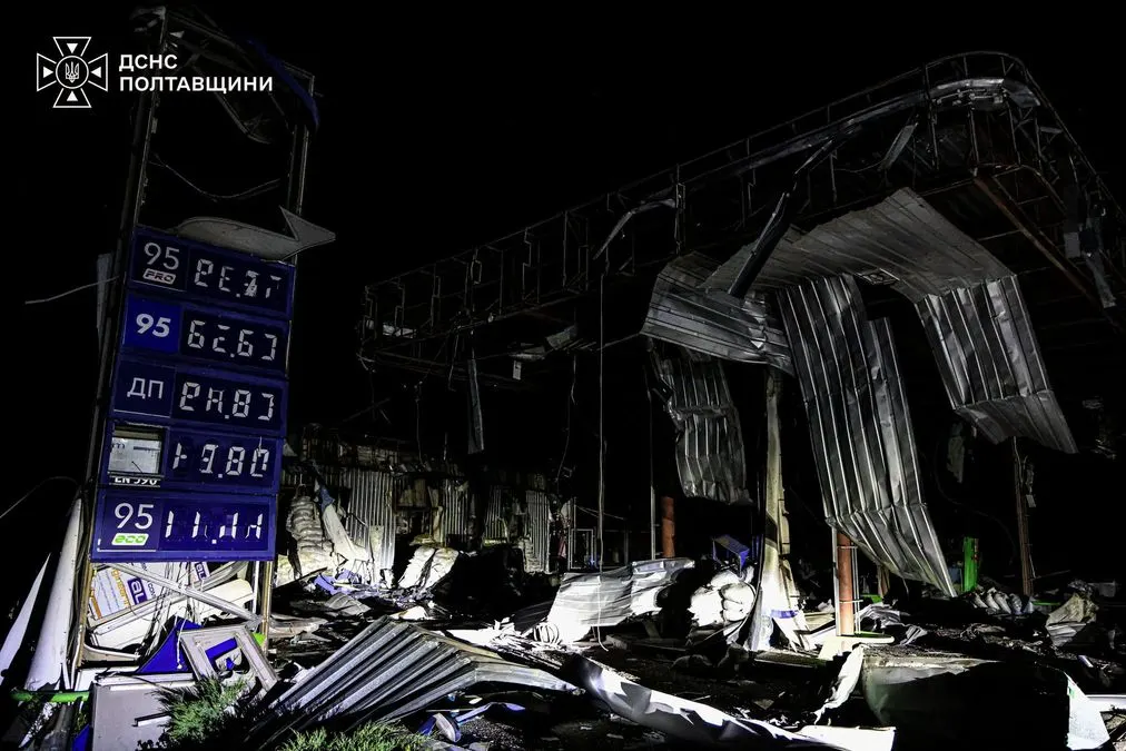 Опішня лишилася без жодної АЗС: росіяни знищили всі заправки громади