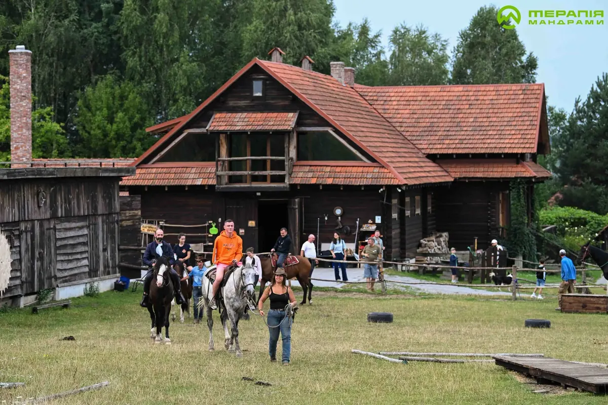 Ветерани Superhumans спробували іпотерапію на ранчо Львівщини