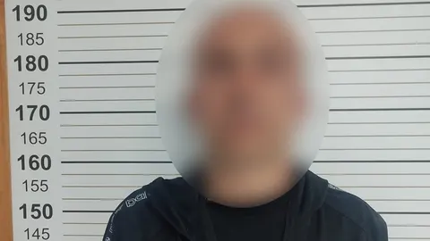 Забув документи в угнаному Opel: на Вінниччині затримали підозрюваного