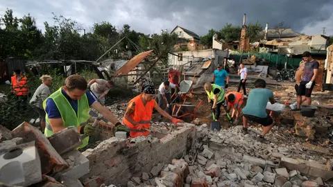 До 17 тисяч гривень за місяць: як долучитися до суспільно корисних робіт в Украї
