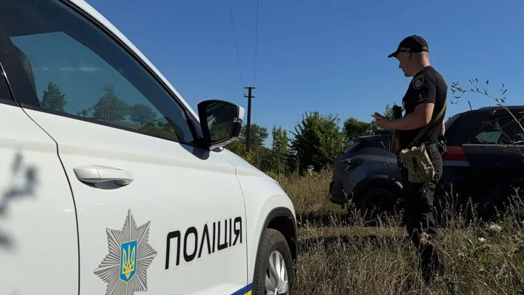 Бив лопатою та вилами: на Черкащині пенсіонеру загрожує 15 років за вбивство сусіда