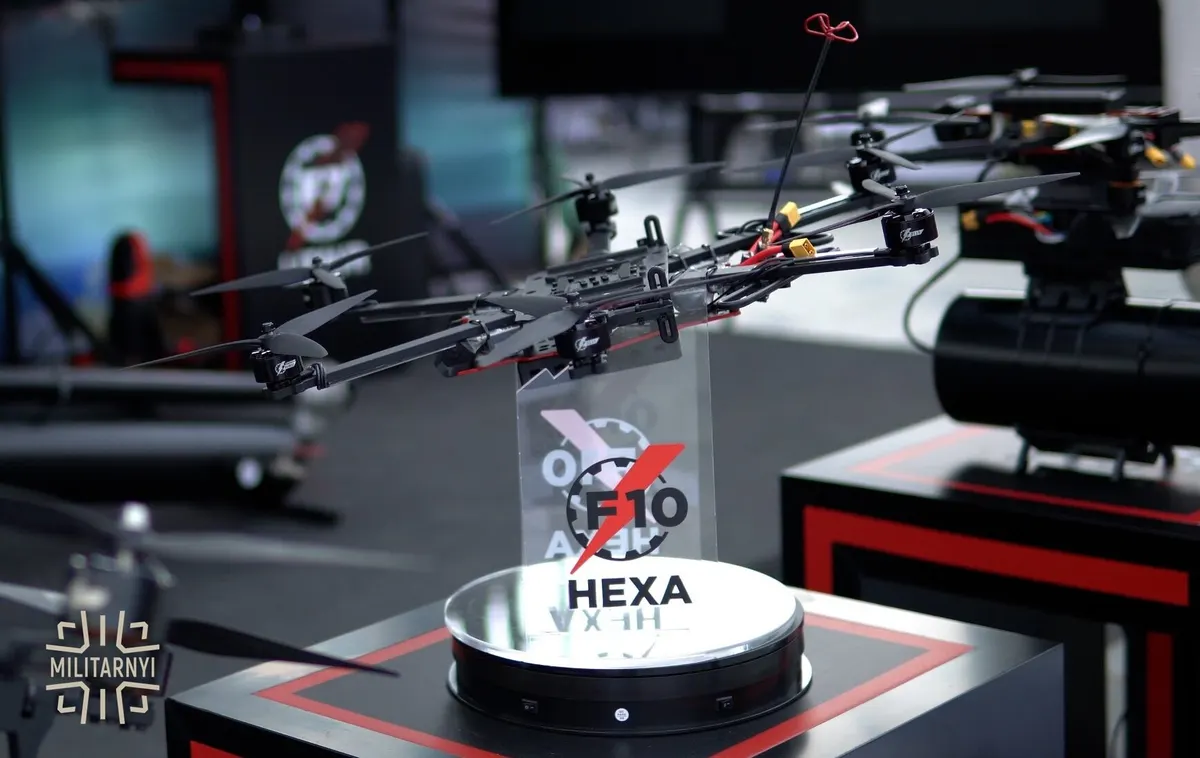 Українські FPV-дрони F10 уперше вирушили до США: перша партія вже там