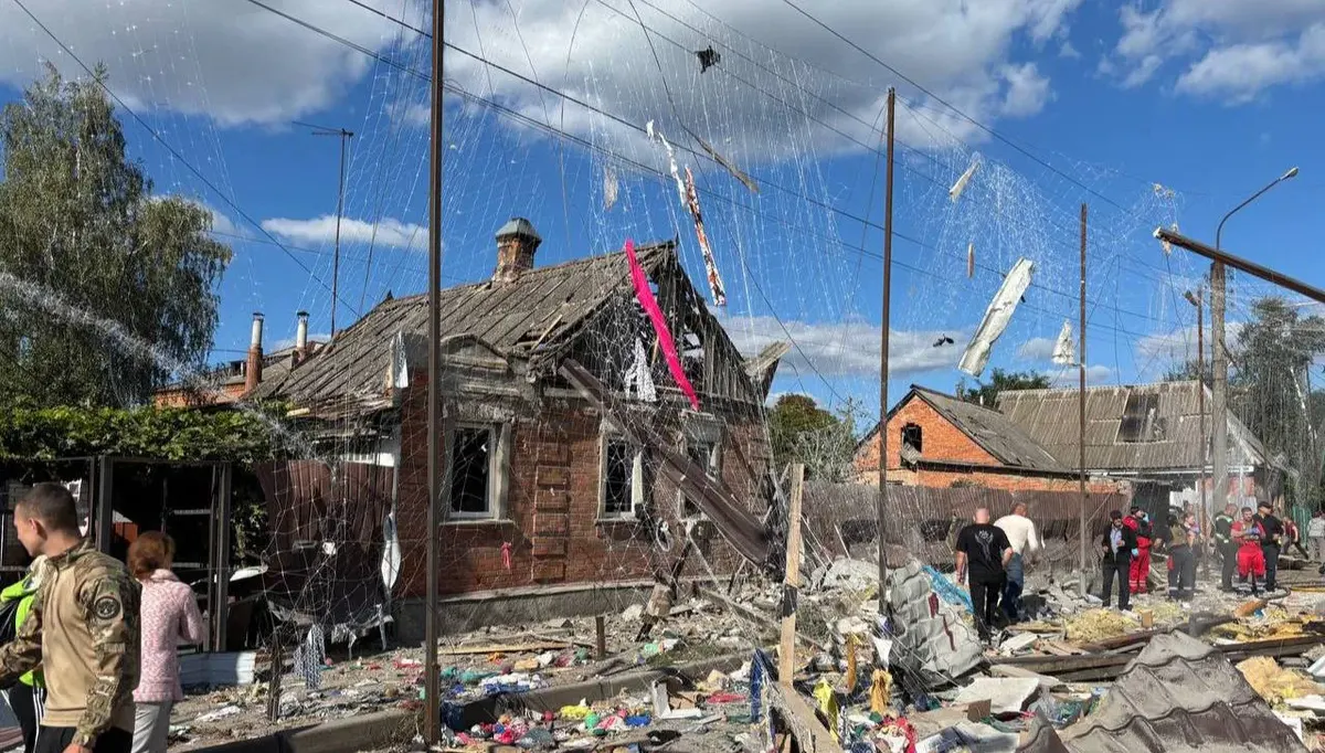 Удари КАБами по Сумах: постраждали шестеро, серед них 14-річна дівчина
