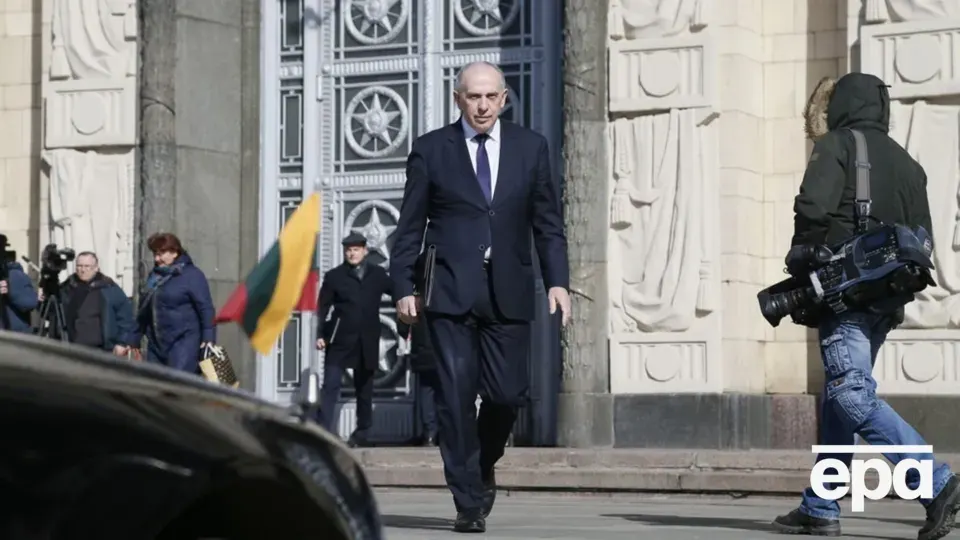 Литва не збирається знімати санкції з Білорусі попри плани США на добрива