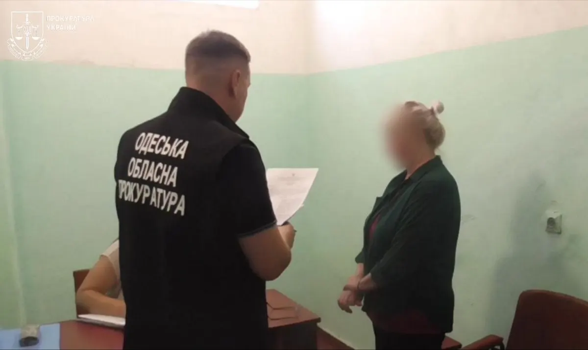 Депутатка з Білгород-Дністровського вимагала $1 тис. за дозвіл на кіоск