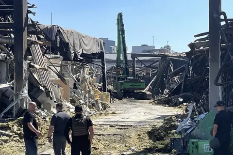 Удар по ТЦ у Кривому Розі: постраждалих уже 140, шестеро — у вкрай тяжкому стані