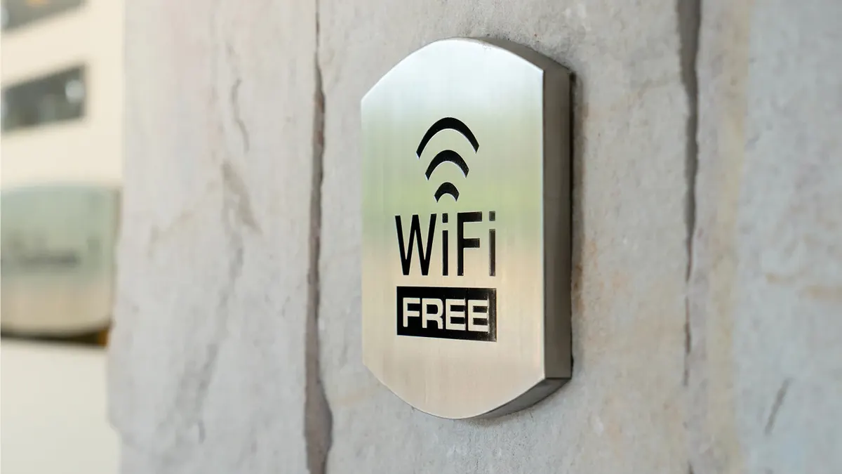 Російські хакери атакують готельний Wi-Fi: під ударом бізнес-мандрівники