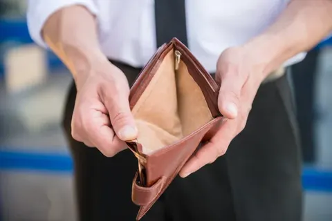 Боржникам Черкасиенергозбуту нарахували санкції: що робити