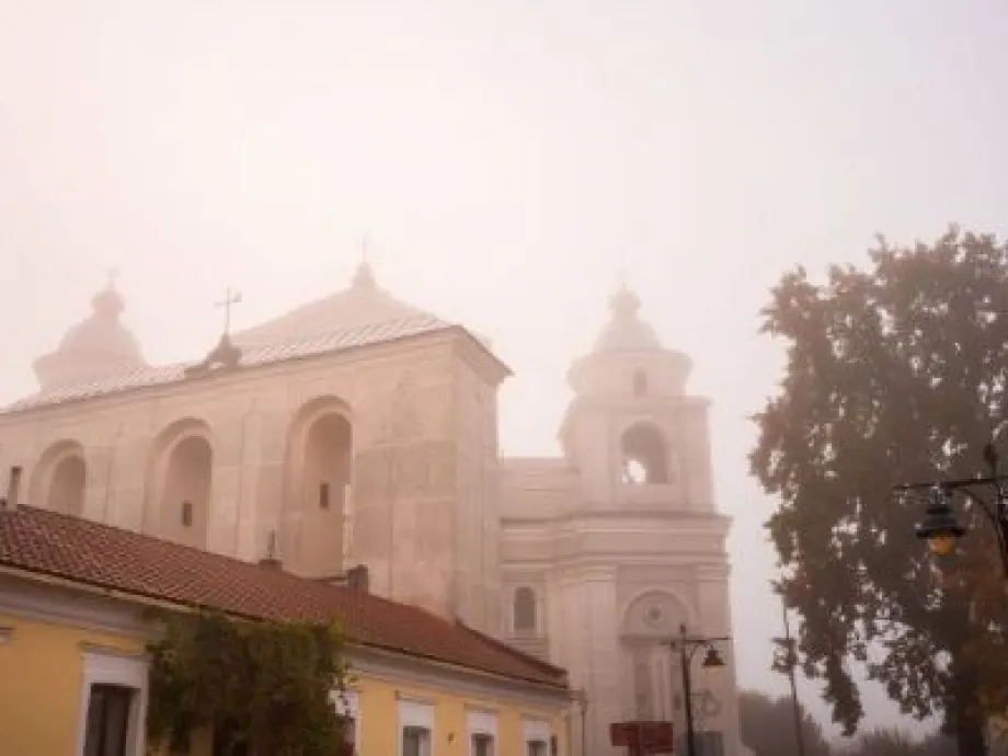 Волинь накриє густий туман: видимість впаде до 200 метрів