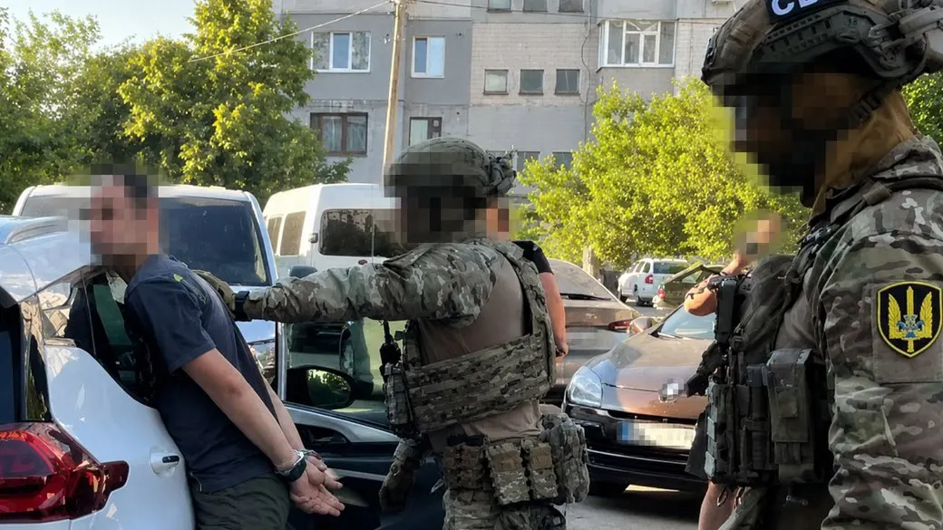 СБУ затримала кропивничанина, який готував цілі для російських ударів по нафтобазах