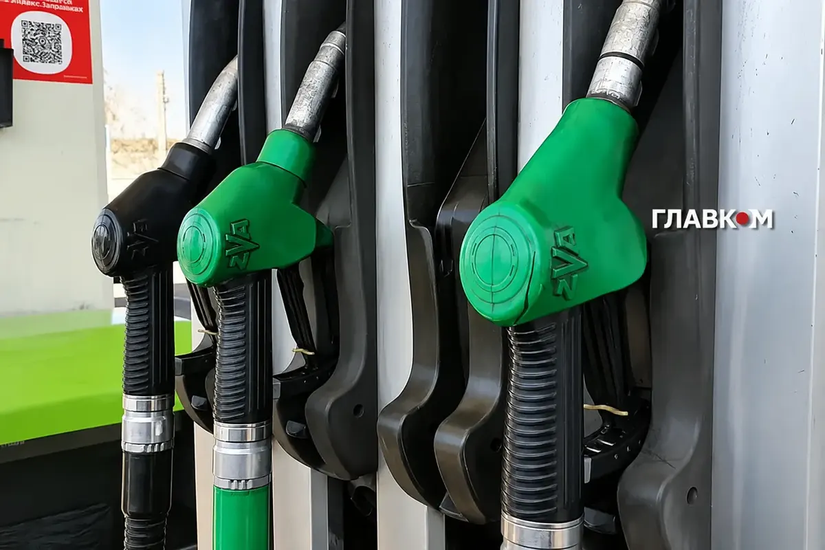 Ціни на пальне 14 серпня: скільки коштують бензин, дизель та газ