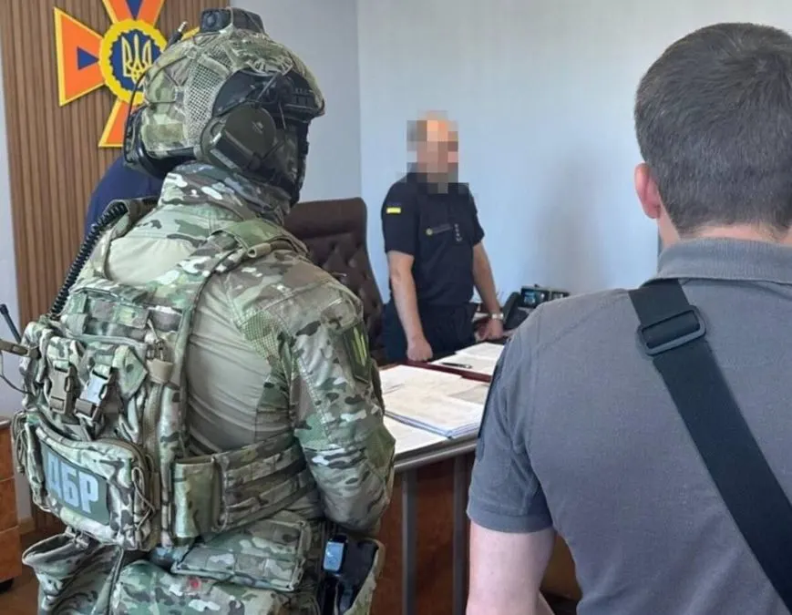 Понад 14 мільйонів «зайвих» гривень: на Вінниччині судитимуть експосадовця ДСНС