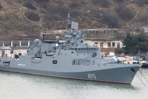 Удар по Новоросійську: пошкоджено чотири кораблі РФ, серед них фрегати з «Калібр