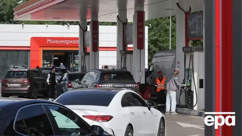 Омська область першою в РФ скасувала ліміти на пальне