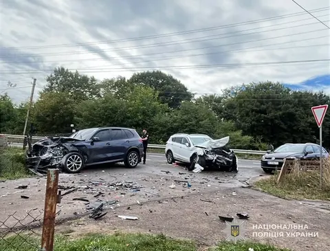 ДТП у Шпильчині: двоє львів’ян у лікарні після зіткнення авто