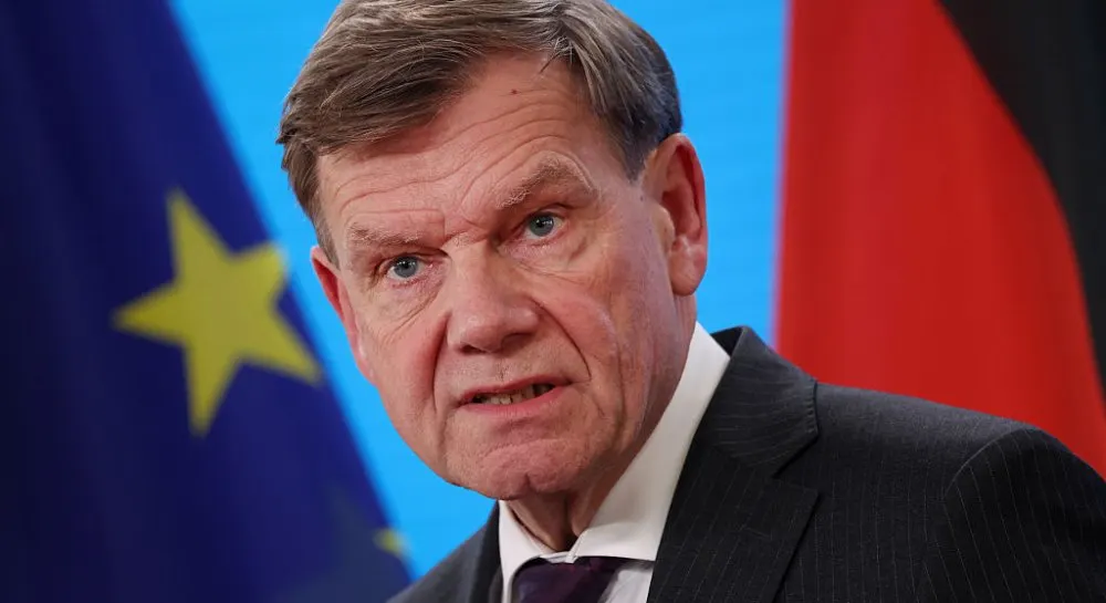 Лавров заявив про «справжню війну» з Німеччиною: Берлін відповів