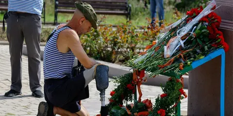 У РФ чоловіка засудили на 14 років за фото могил окупантів
