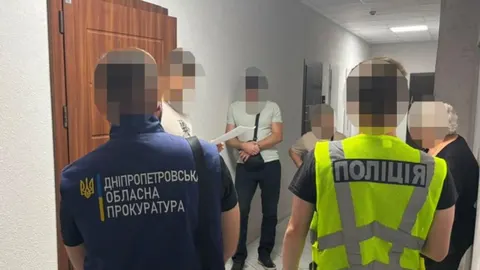 Шахраї з Дніпропетровщини ошукували літніх ізраїльтян: деталі схеми