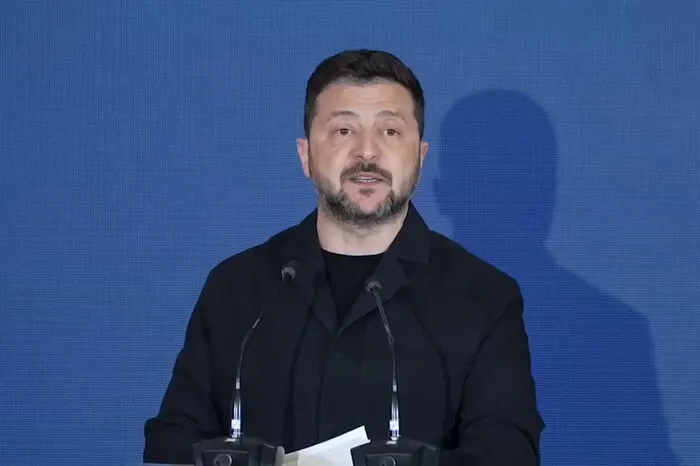 «Жити з Україною одним життям»: Зеленський озвучив нові вимоги до дипломатів