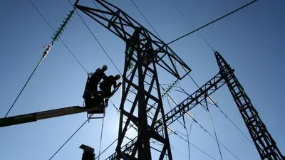 П'ять областей без світла: наслідки нічних атак РФ на енергетику