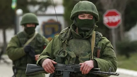 Росія на 10 днів обмежила рух біля Нарви: Естонія каже, що загрози немає