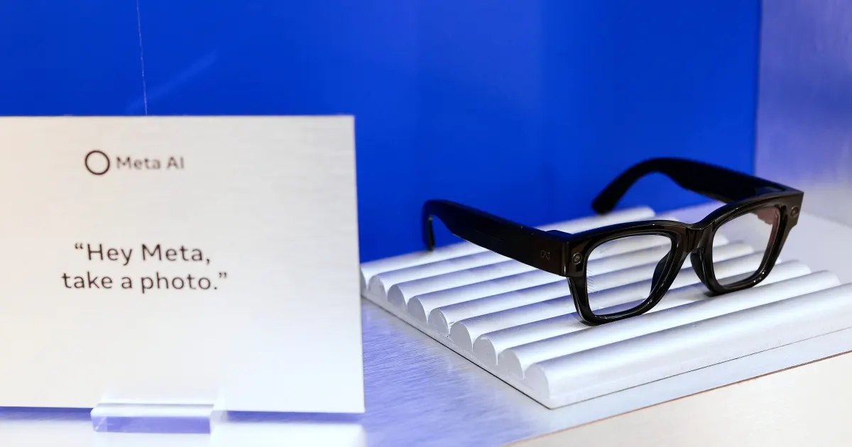 У Німеччині скаржаться на розумні окуляри Ray-Ban: вони знімають непомітно