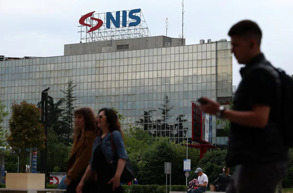 Сербія виборола ще одне послаблення санкцій для нафтової NIS