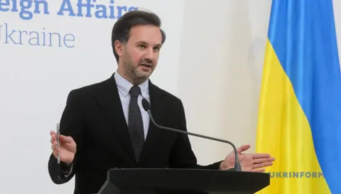 Китай просив Україну не бити по Владивостоку під час візиту свого віцепрем'єра — МЗС
