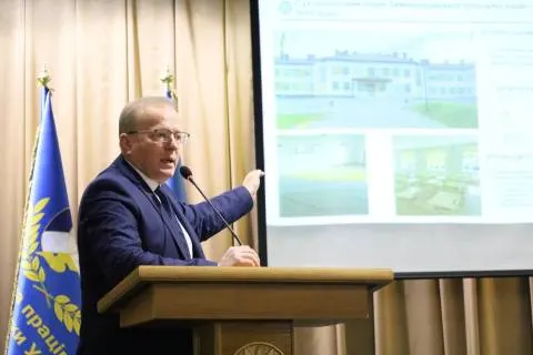 Очільник освіти Львівщини у липні отримав 50 тисяч зарплати