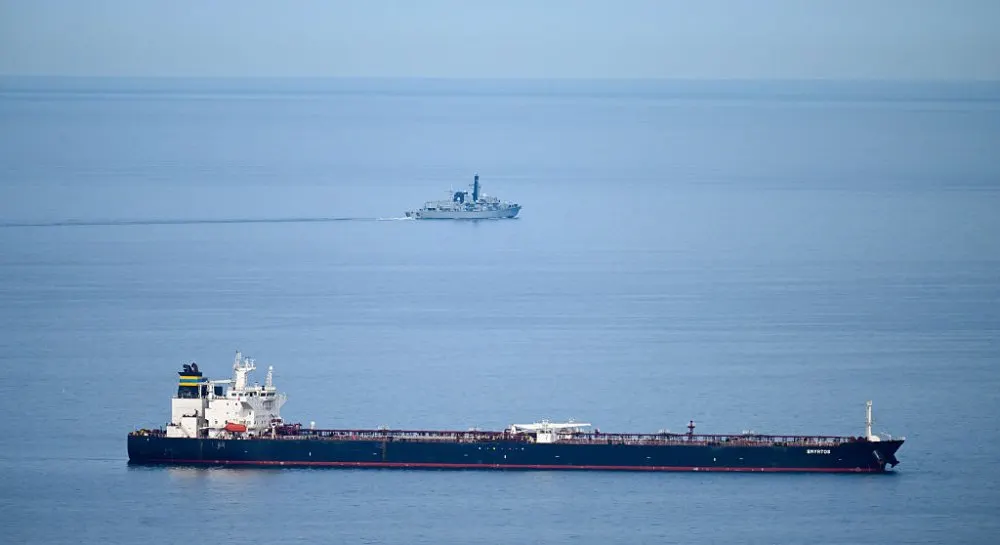 У Чорному морі атакували грецький танкер із російською нафтою