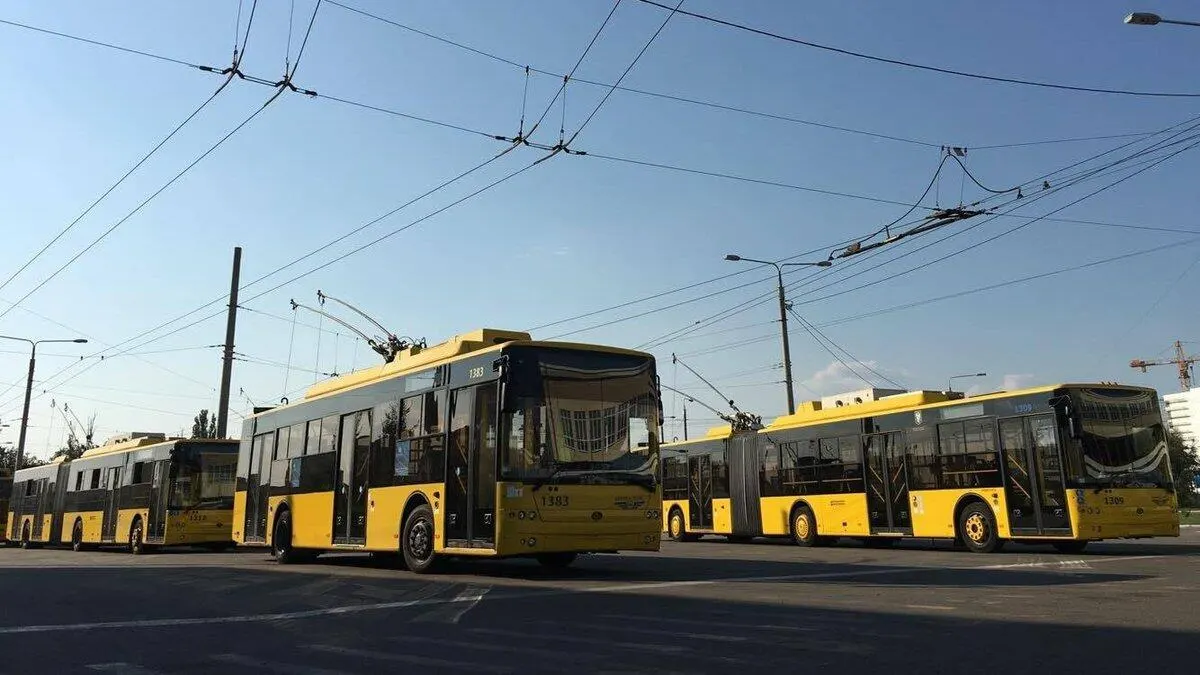 ДТП у Тернополі змінила маршрути трьох тролейбусів