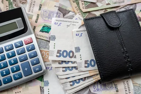 Зарплати в Україні зросли на 20%: де найбільше платять