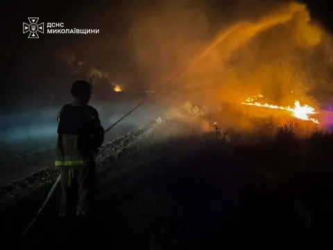 Понад 30 пожеж за добу: Миколаївщина потерпає від обстрілів і спеки
