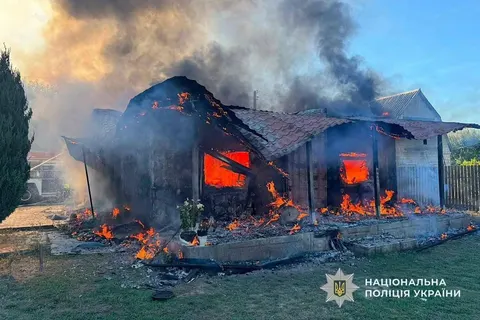 Спалив будинок колишньої співмешканки газовим балоном: у Дніпрі затримали чоловіка
