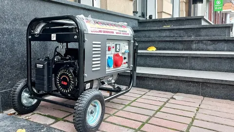 Росіяни вдарили по енергетиці: сім областей України частково знеструмлено