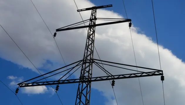 У Запоріжжі через обстріл знеструмлено понад 23 тисячі абонентів