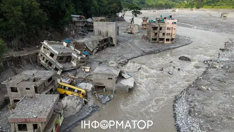 Повені в Гімалаях: понад 1000 загиблих, сотні зниклих безвісти