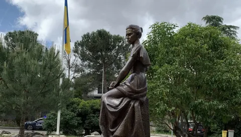 У Мадриді відкрили пам’ятник Лесі Українці