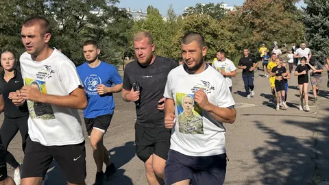 440 миколаївців пробігли на честь загиблих Героїв: як минув забіг у двох громада