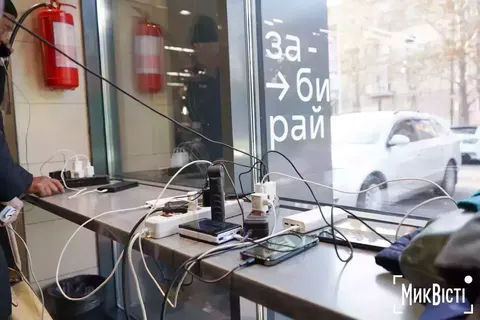 На Миколаївщині відновлюють світло після масованої атаки: що відомо
