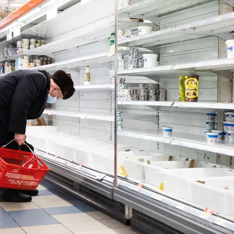 Паніка на полицях: чому не варто скуповувати крупи та олію