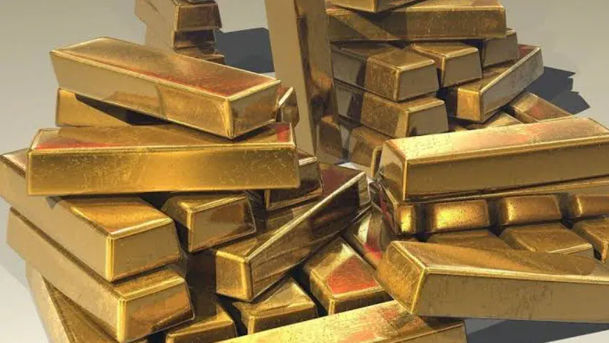 ФРС підняла ставку вперше за три роки — золото поповзло вниз