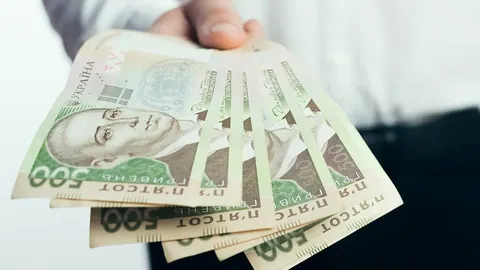 Мінімалка у 2027 році: у проєкті бюджету заклали 9 546 гривень
