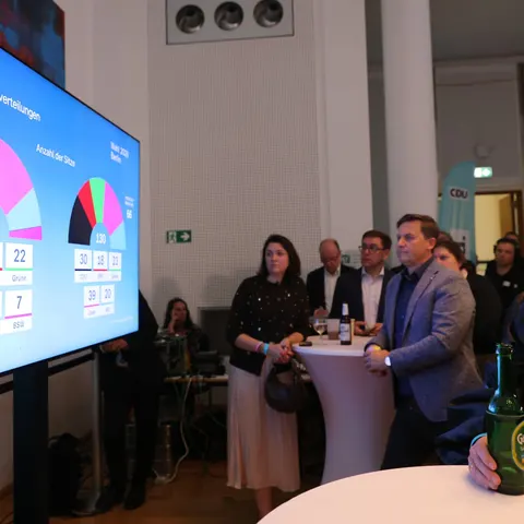 AfD вперше перемагає на виборах у Мекленбурзі — Передній Померанії, Мерц каже пр