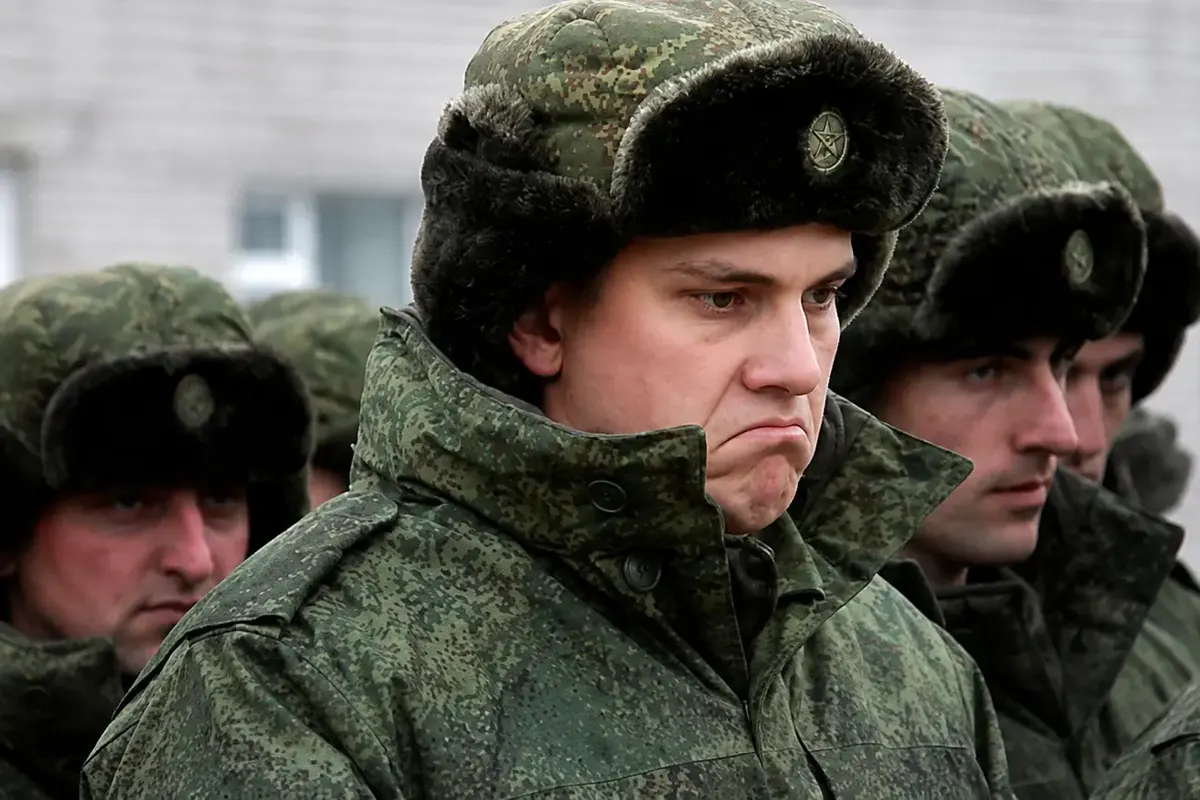 «Били по печінці та нирках»: як у Росії примушують чоловіків воювати